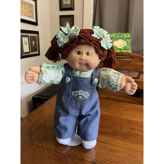 1980s Cabbage Patch Kid Brown Poodle Pigtails & Eyes Overalls Floral Shirt Bows